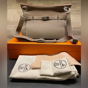 Hermès Jypsiere Etoupe Taurillon Clemence Silver 37 bag 37cm L x 29cm H x 16cm D